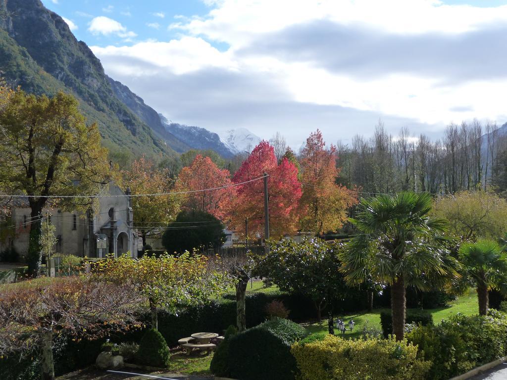 Logis Hotel L'Ayguelade Bielle Εξωτερικό φωτογραφία